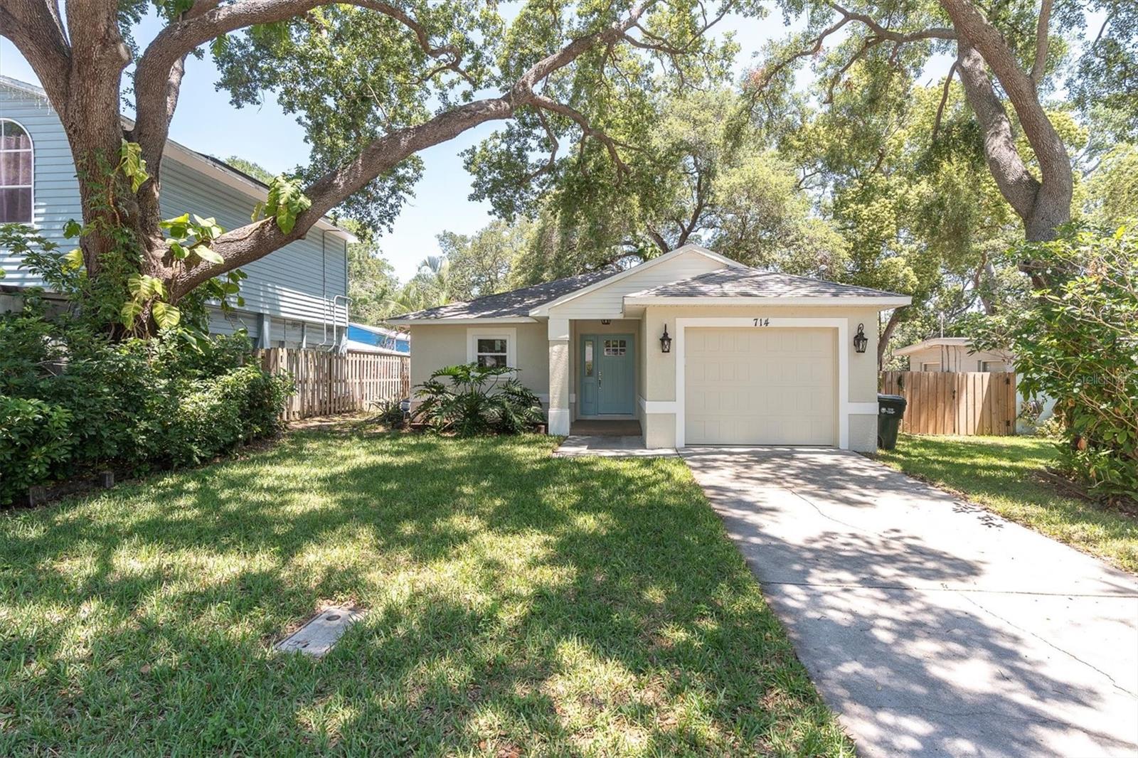 Beautifully Updated Largo Home
