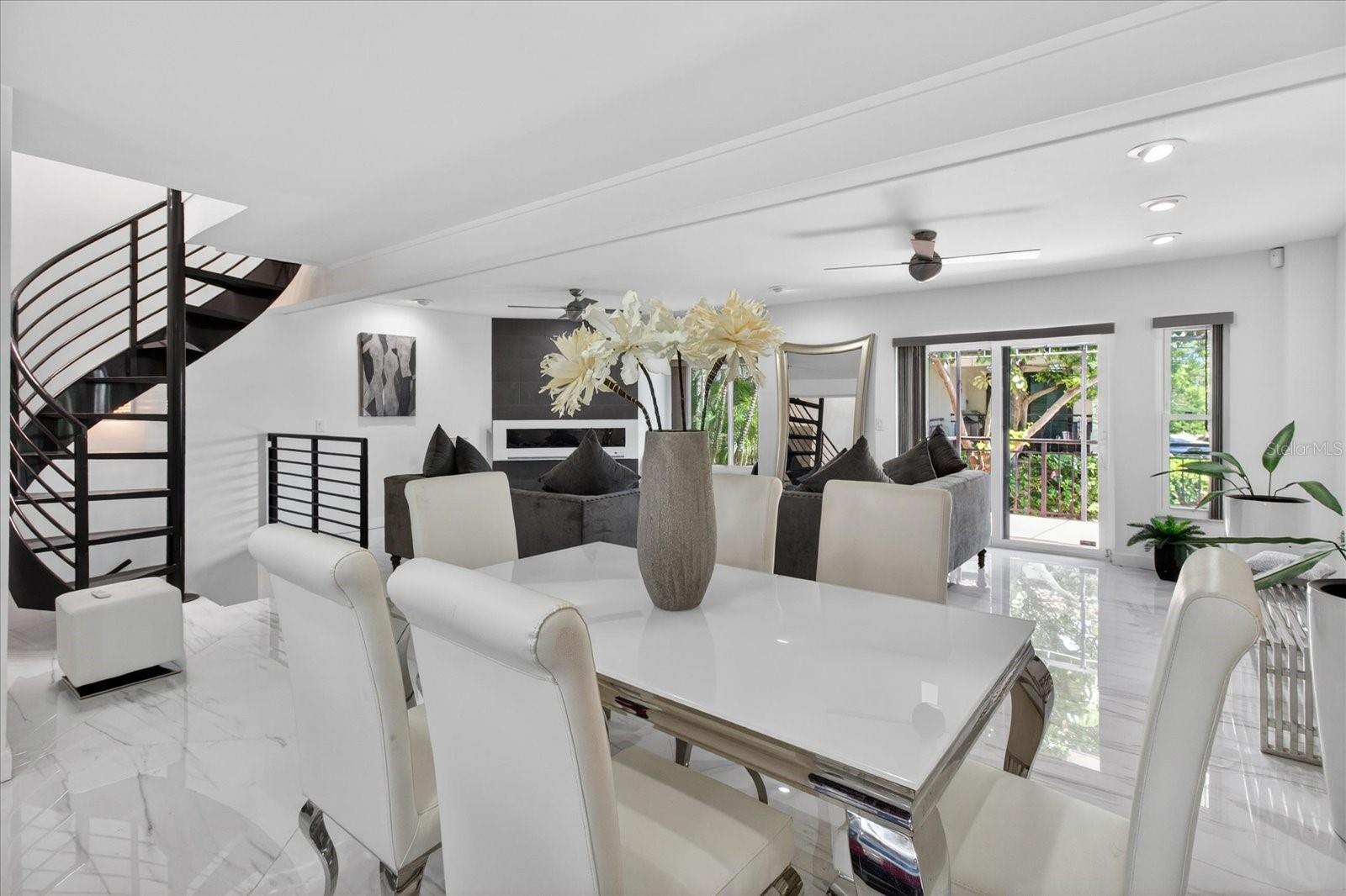 TB8509508