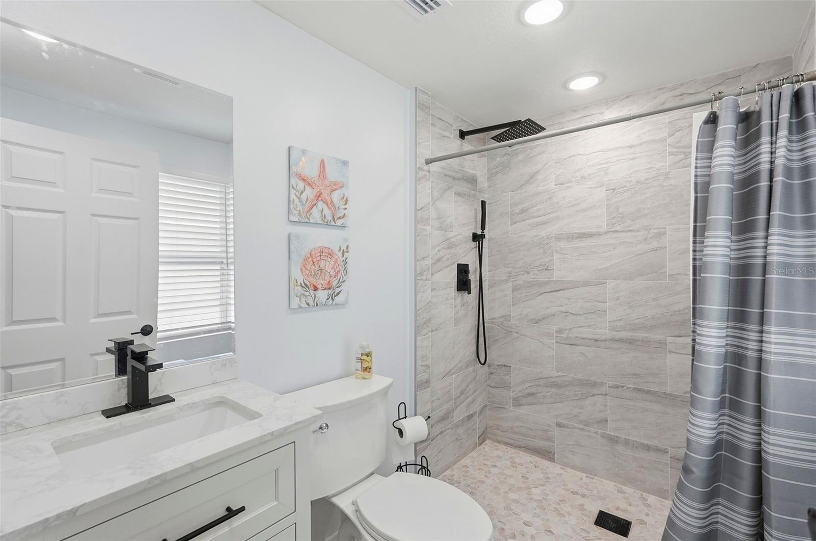 Bedroom 4 ensuite