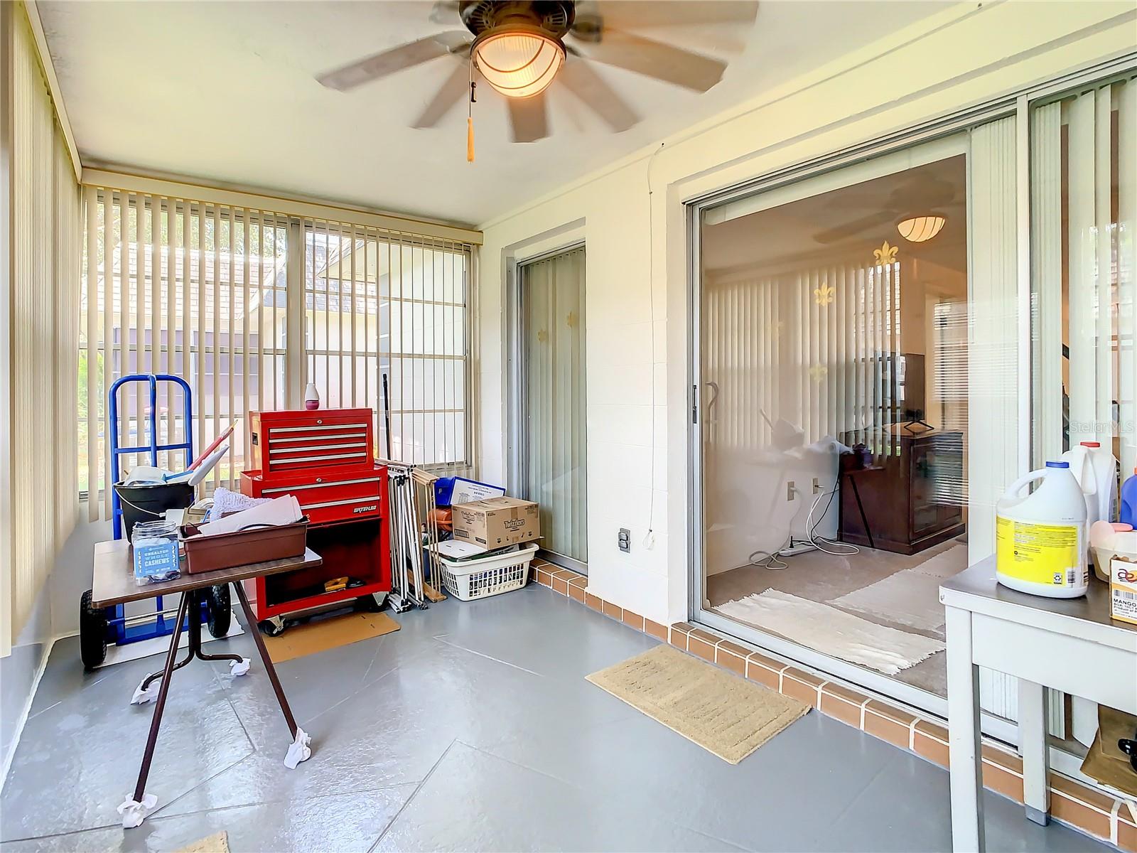 lanai/ Florida room