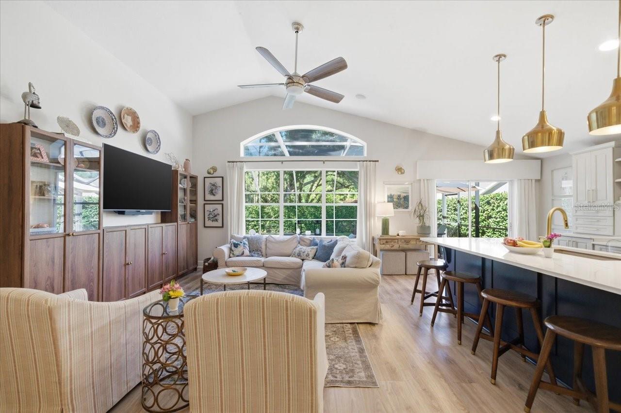 TB8509585