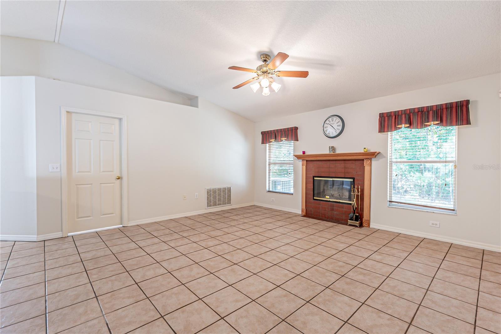 LIVING ROOM WITH FIREPLACE