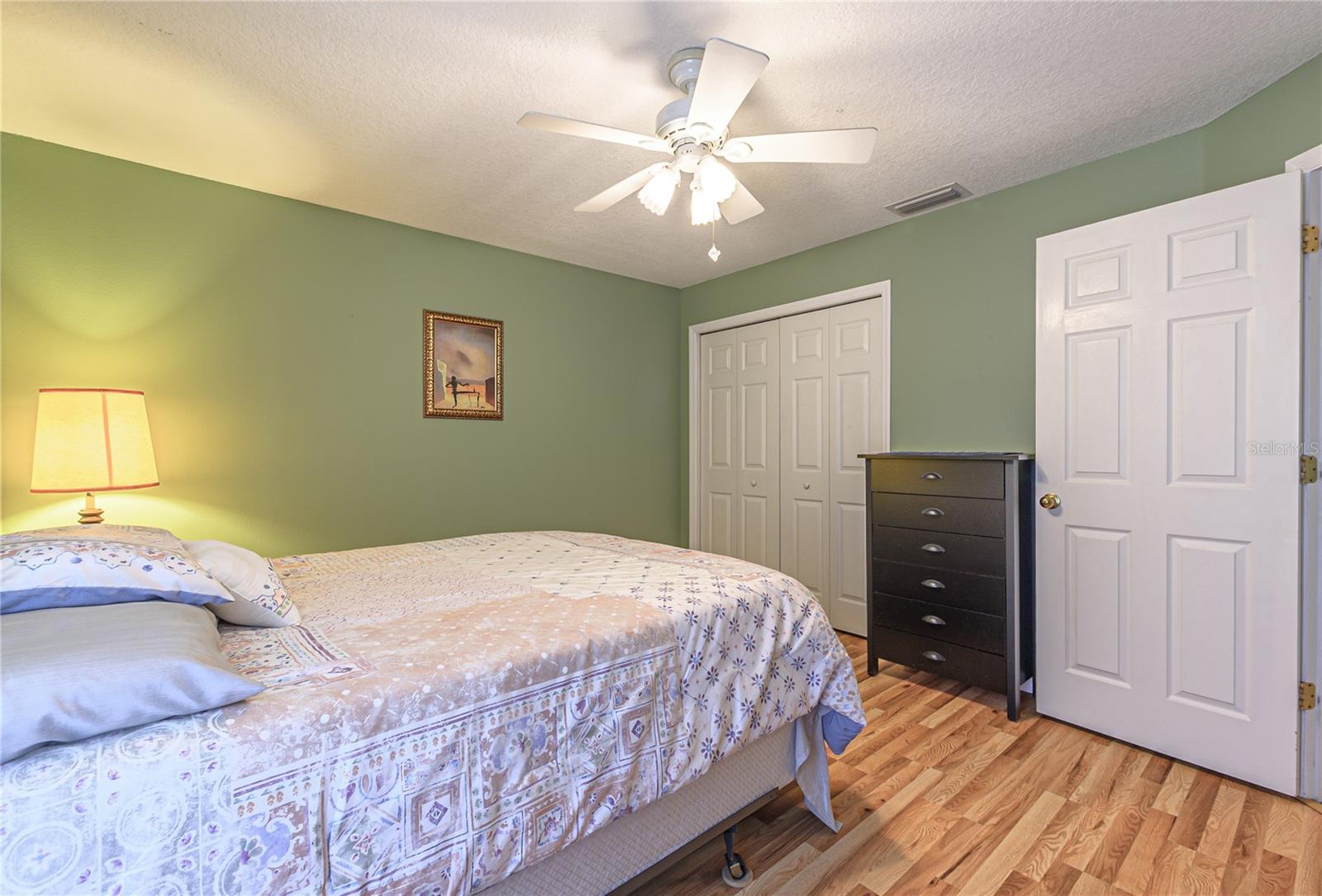 BEDROOM 2