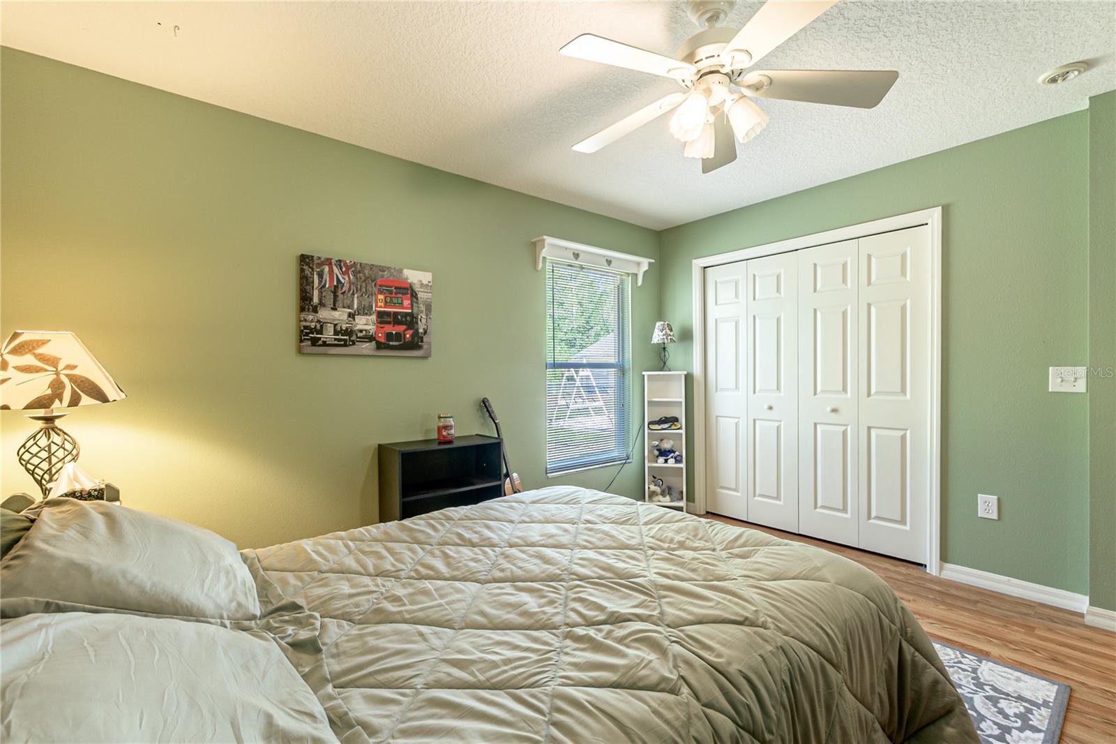 BEDROOM 2