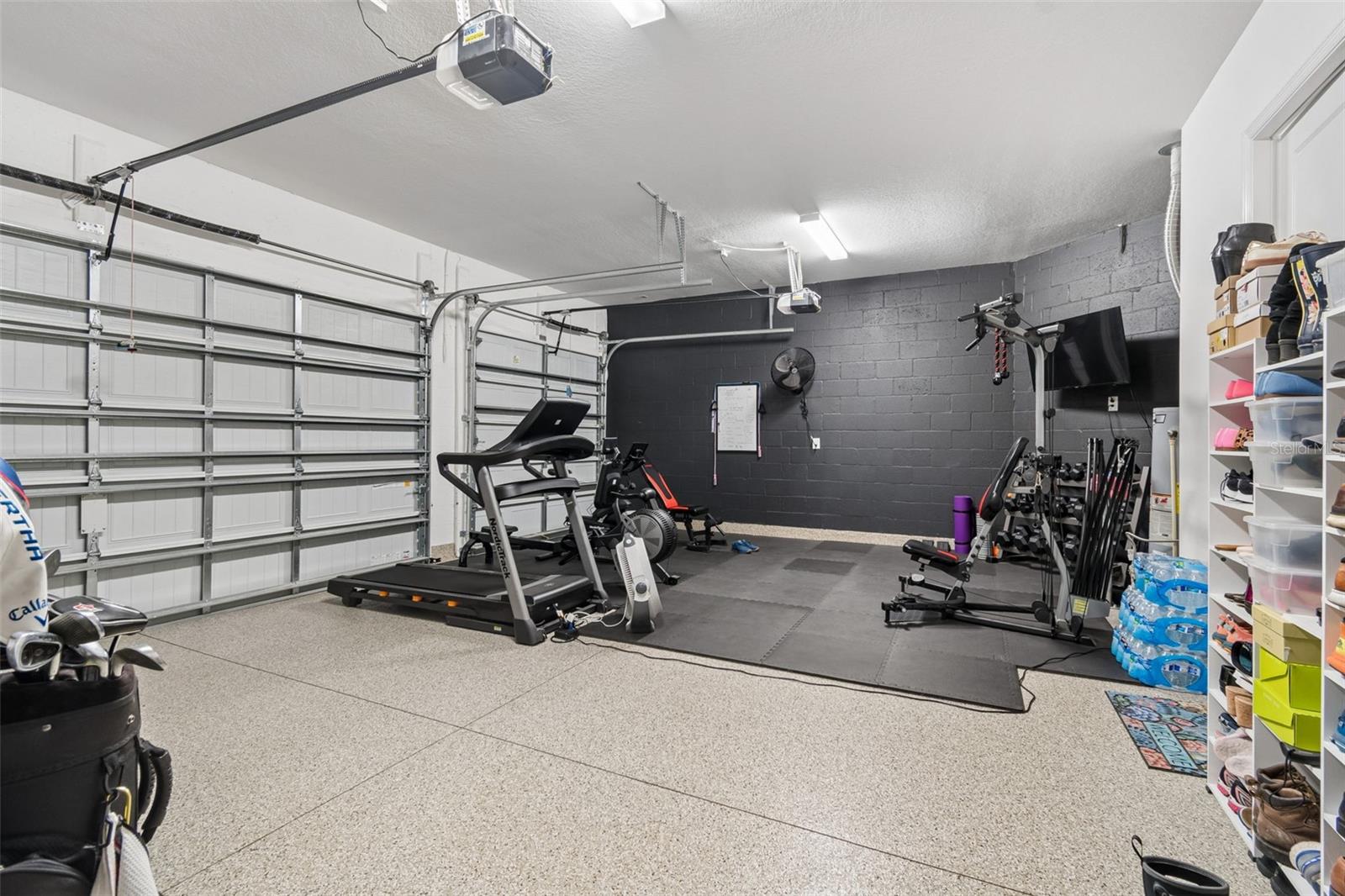 Garage/gym