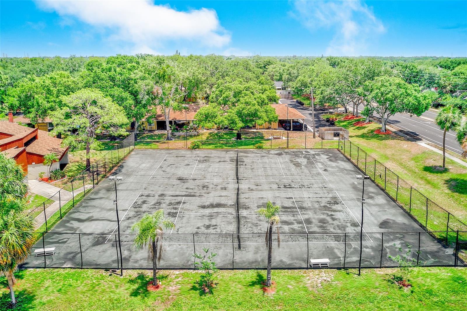 Community Tennis Clurts