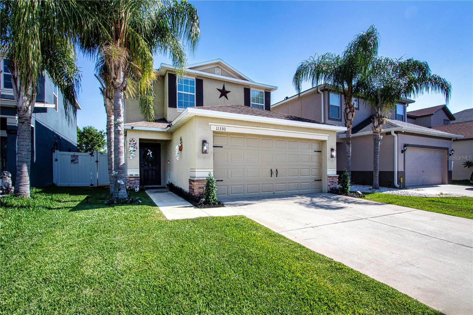 11330 Villas On The Green