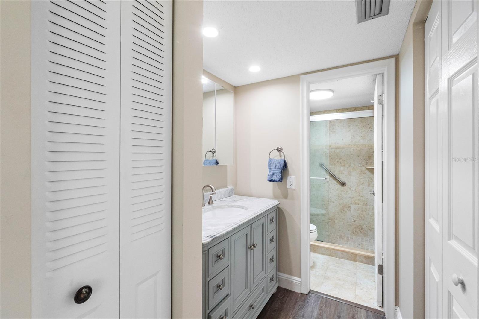 Updated baths with a fresh coastal feel
