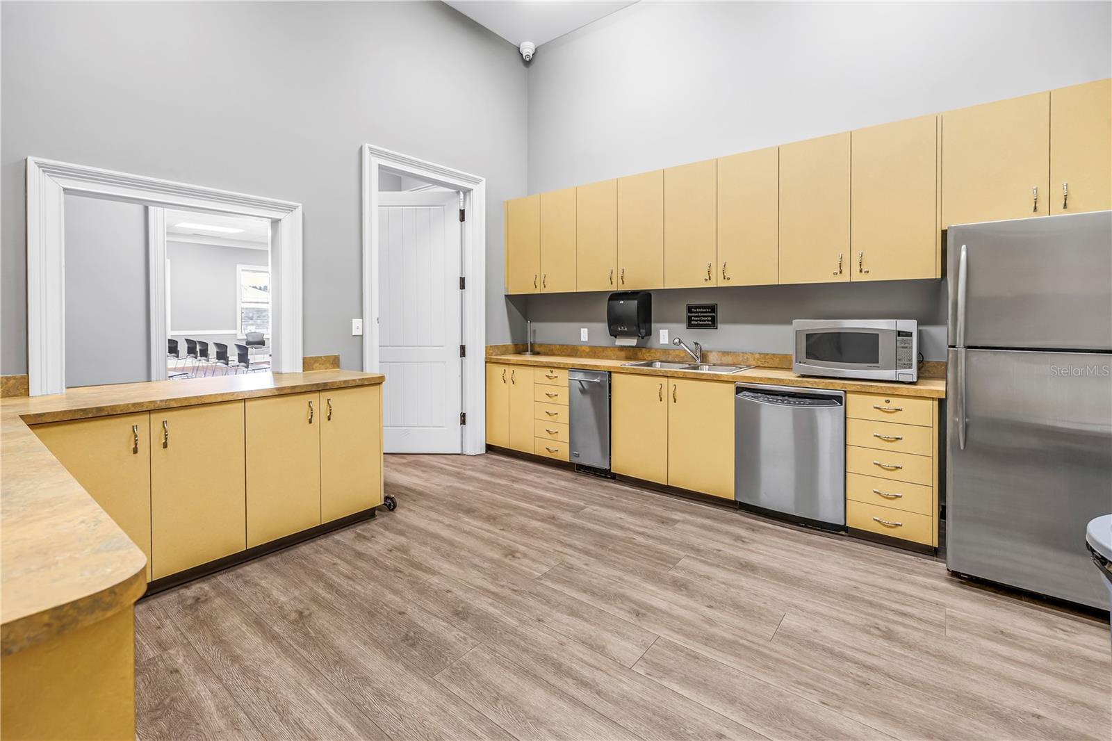 Clubhouse Kitchen