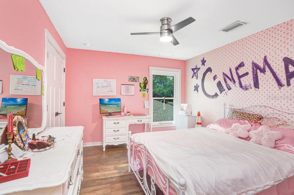 Second bedroom
