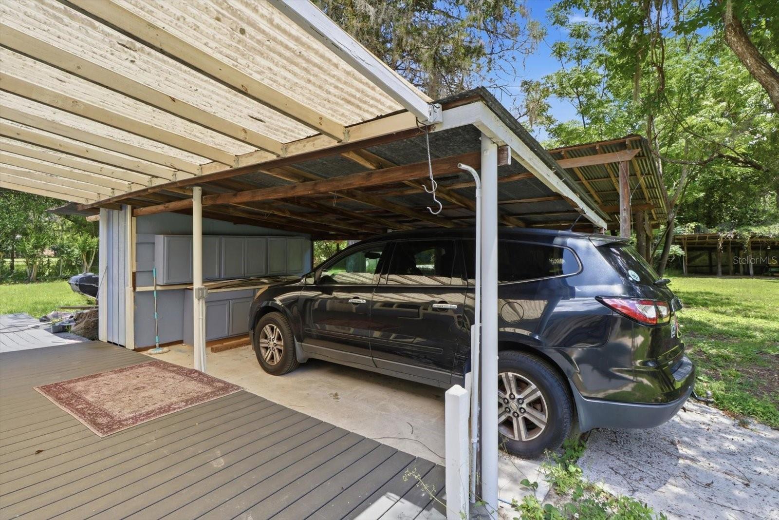 TB8509695