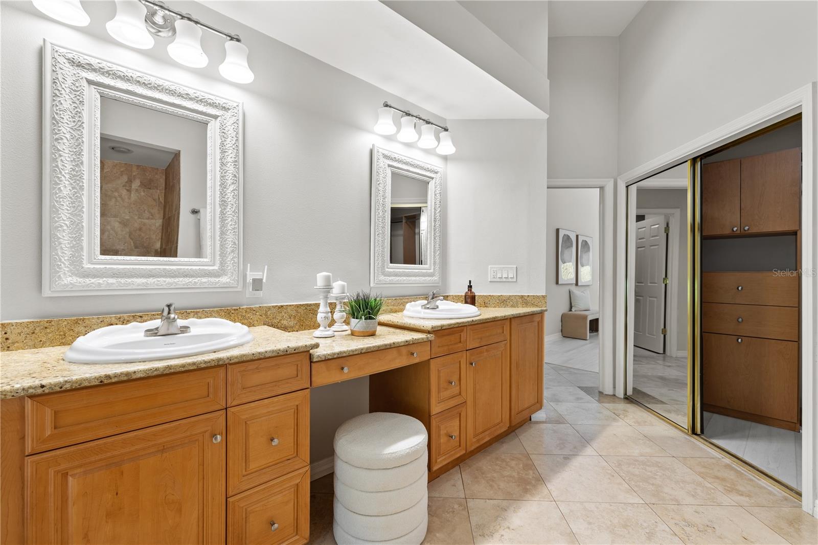 Dual sinks & make up vanity