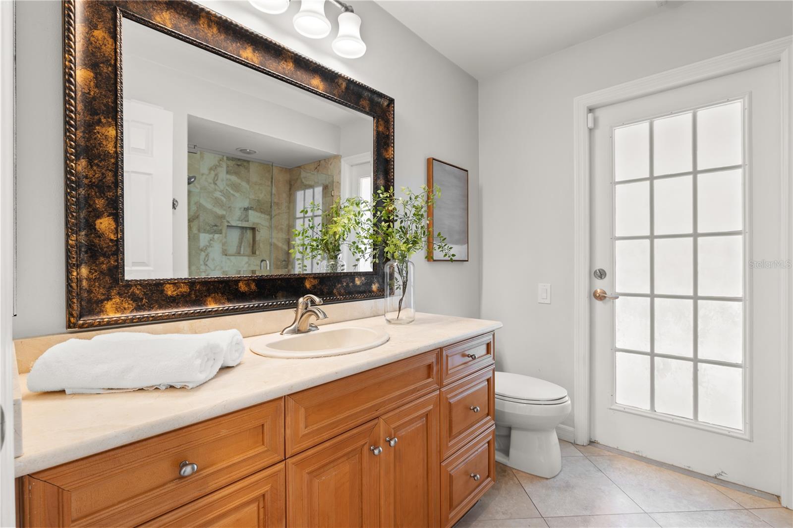 Pool/Guest Bath