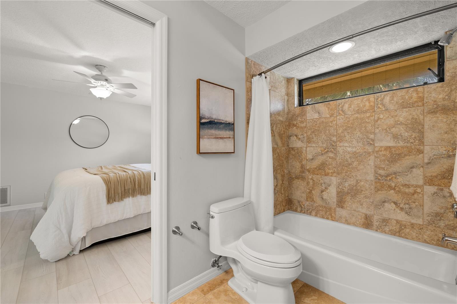 Jack & Jill Bath