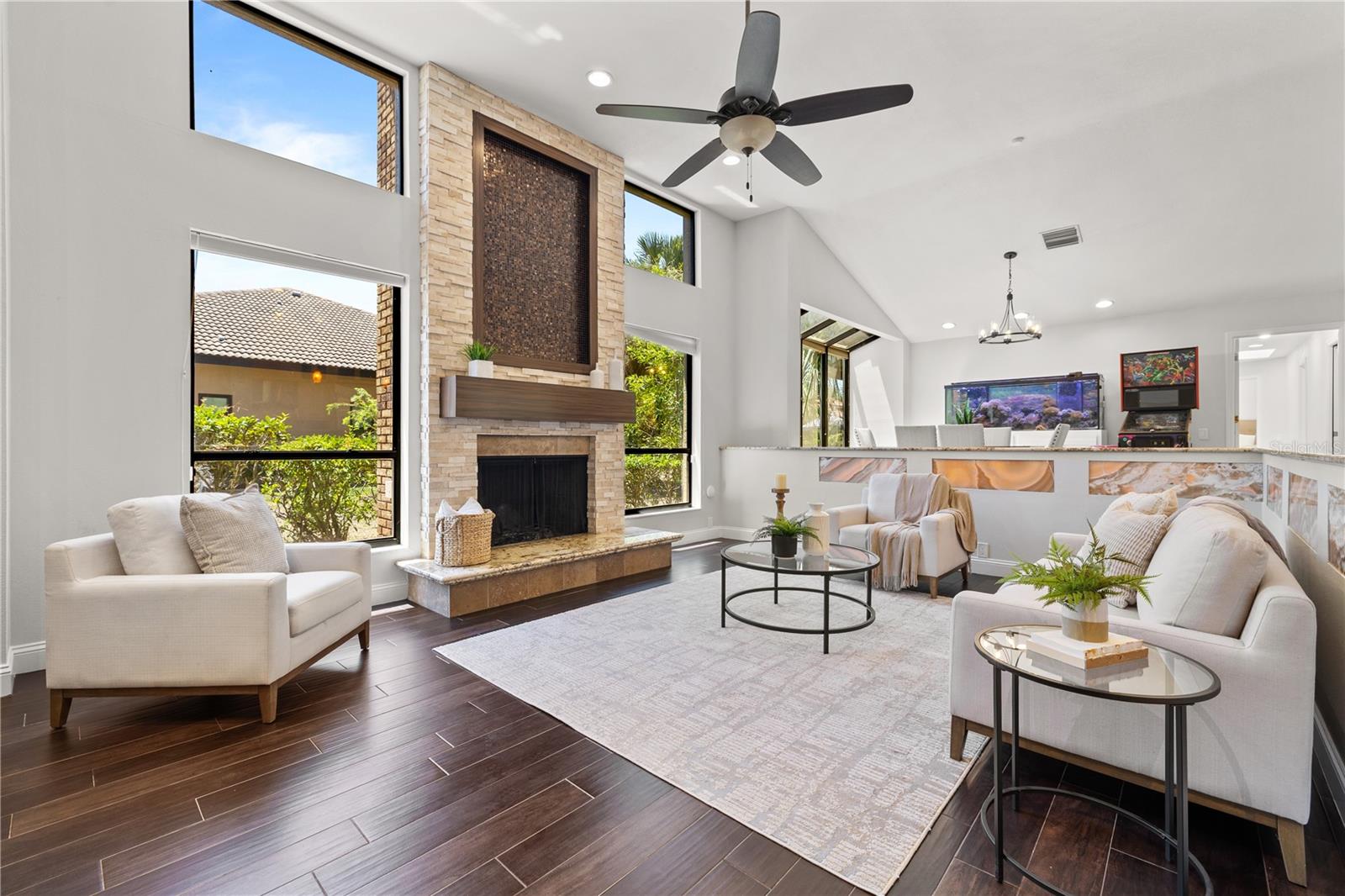 TB8509703