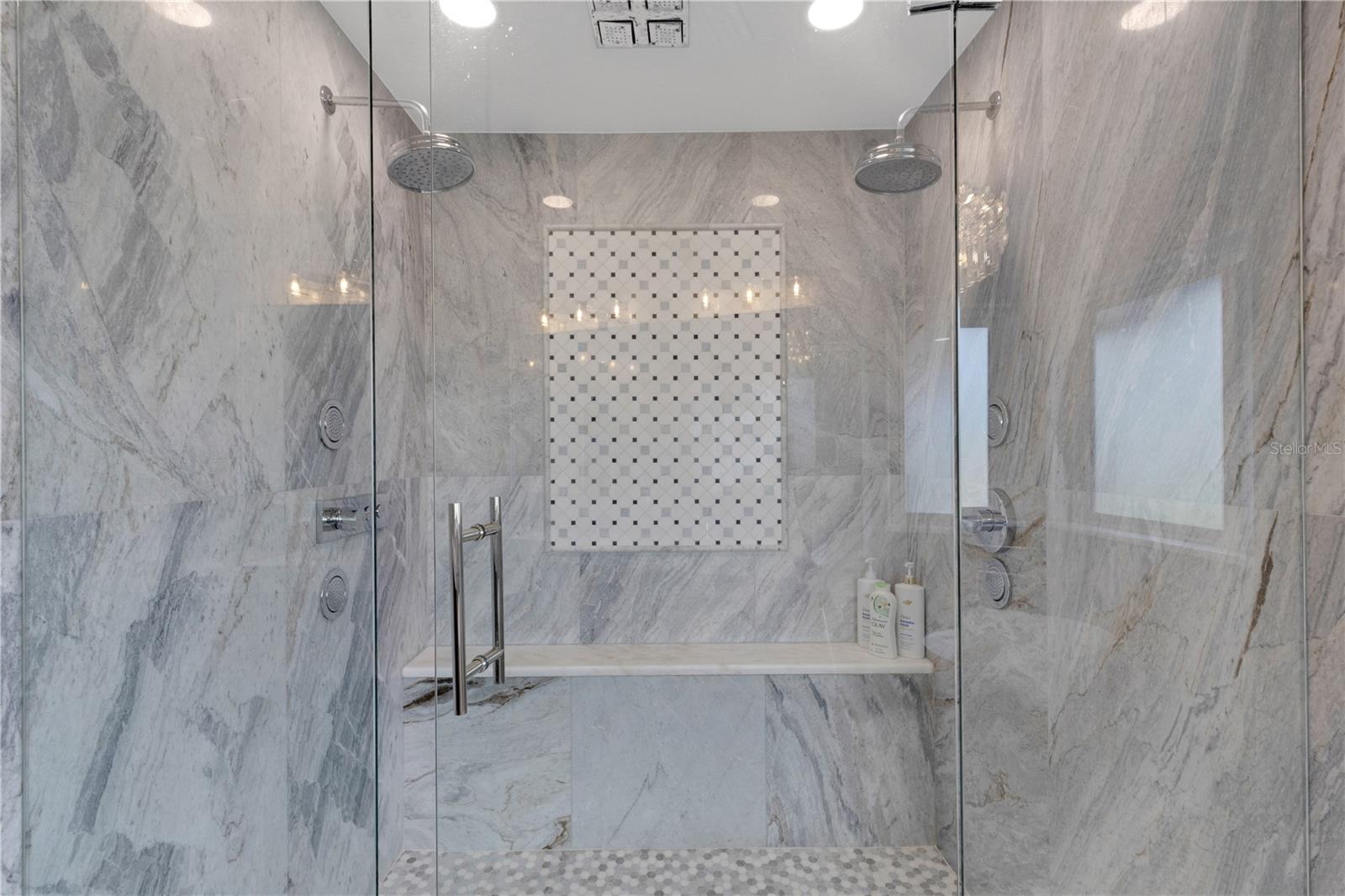TB8509725