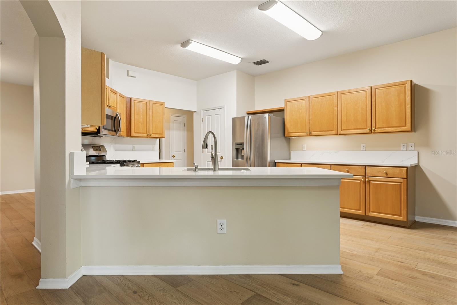 Breakfast bar in Kitchen