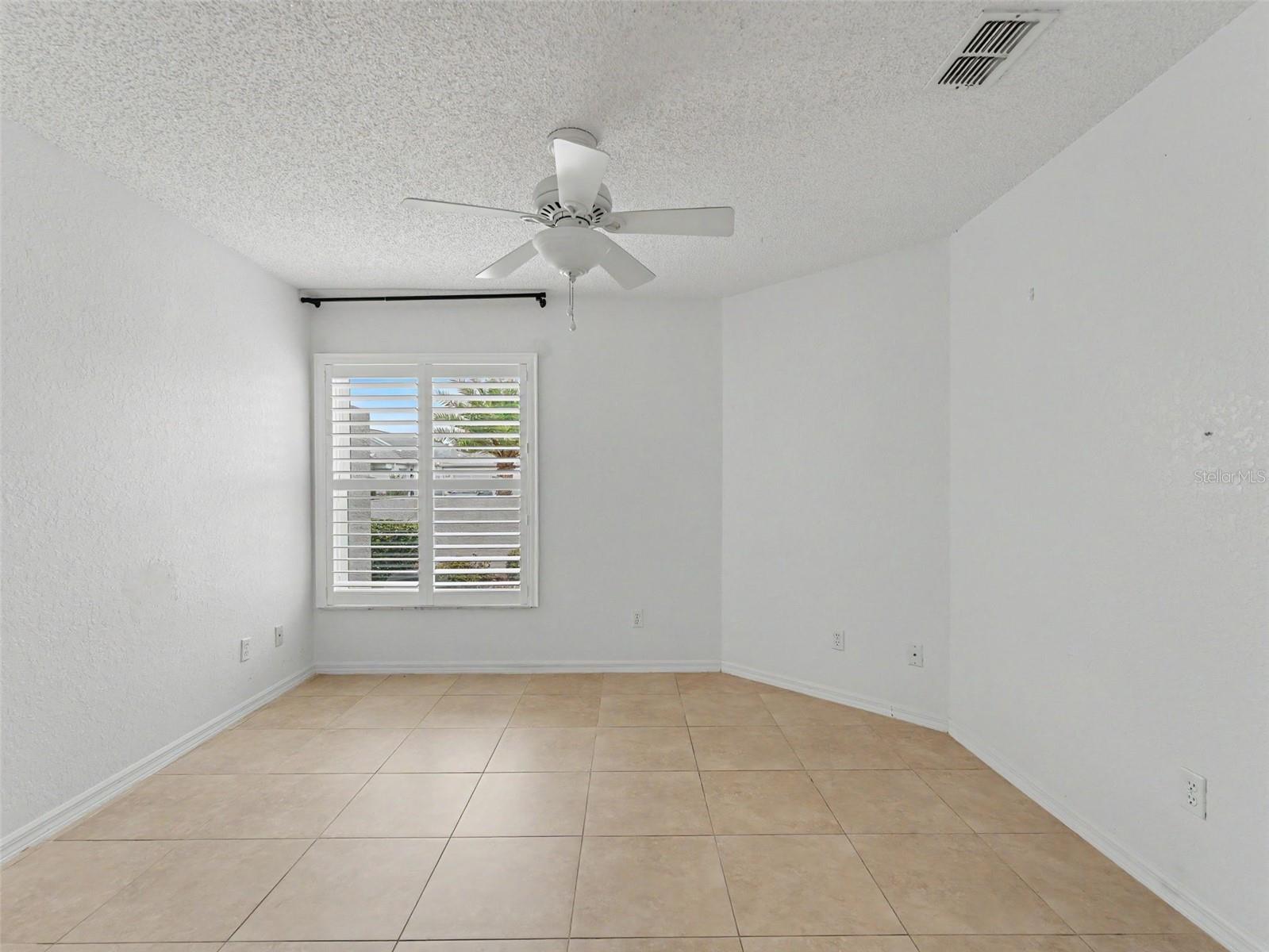 2nd Bedroom