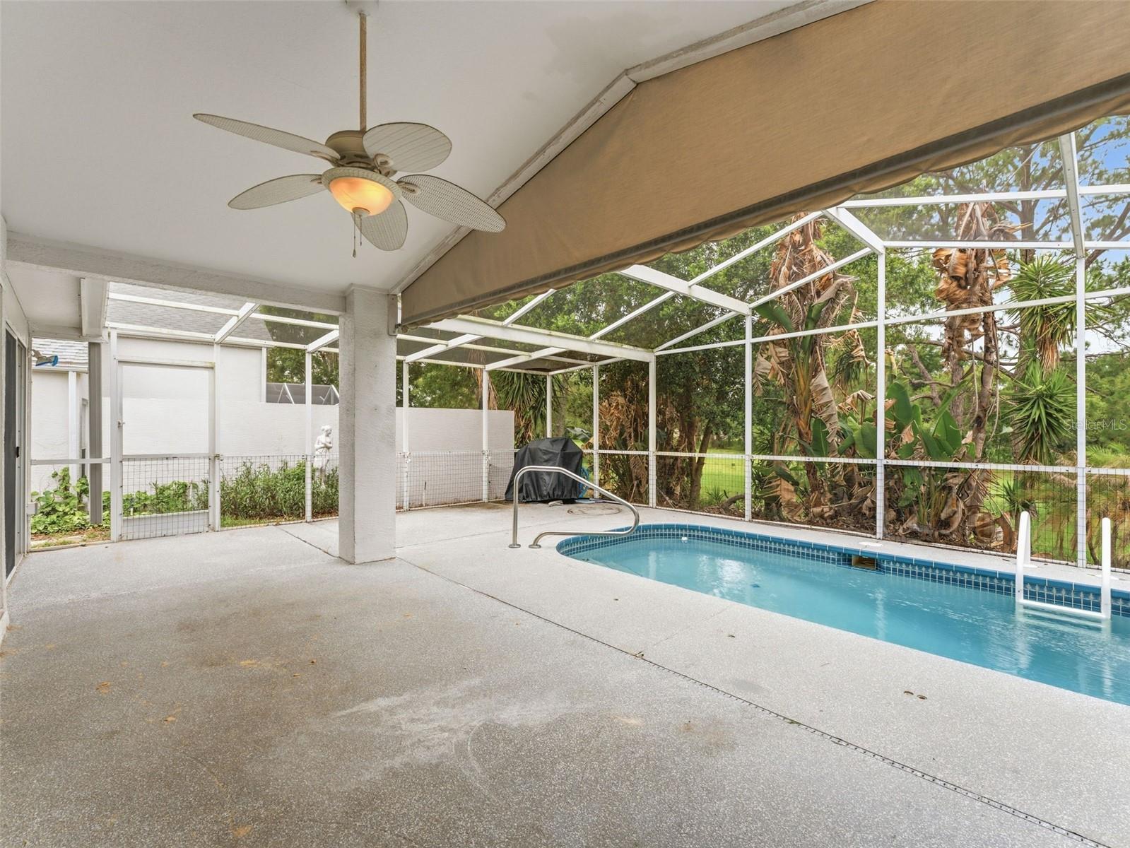 Pool Lanai