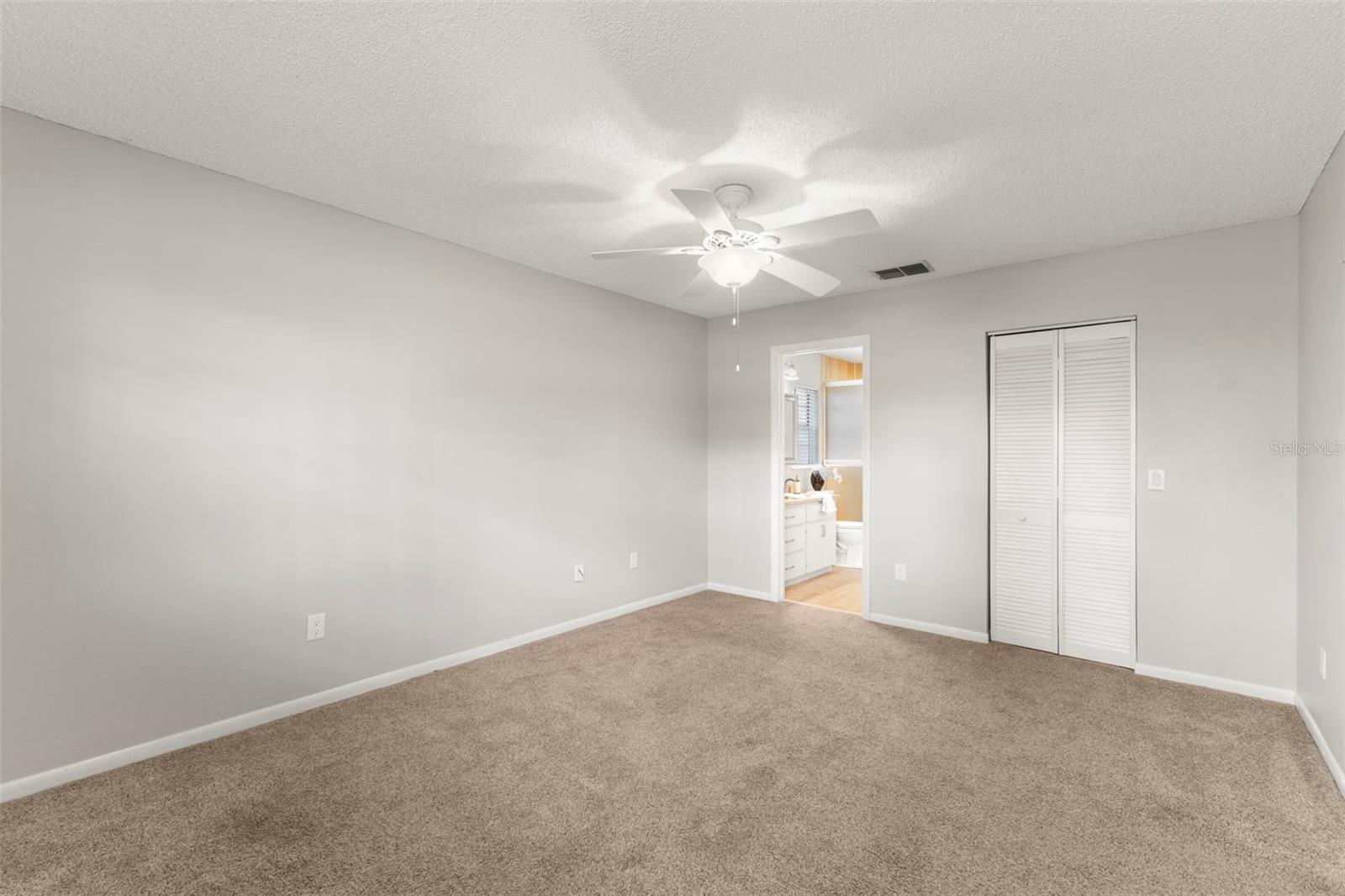 Primary suite