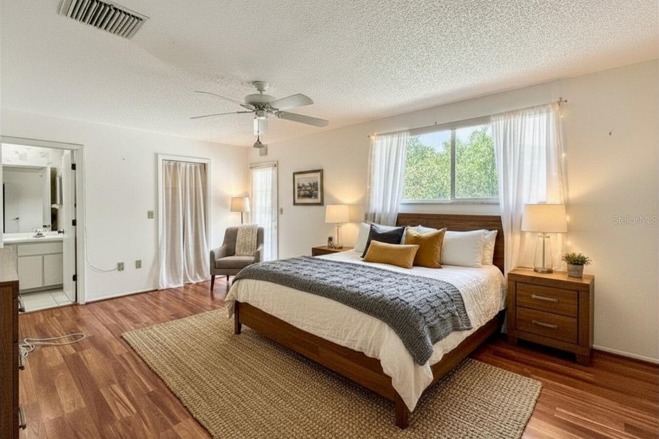 O6408826