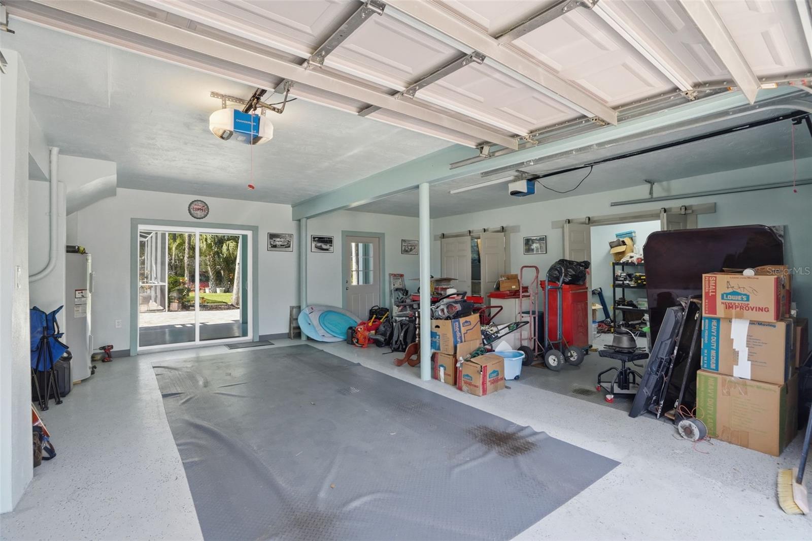 TB8509854