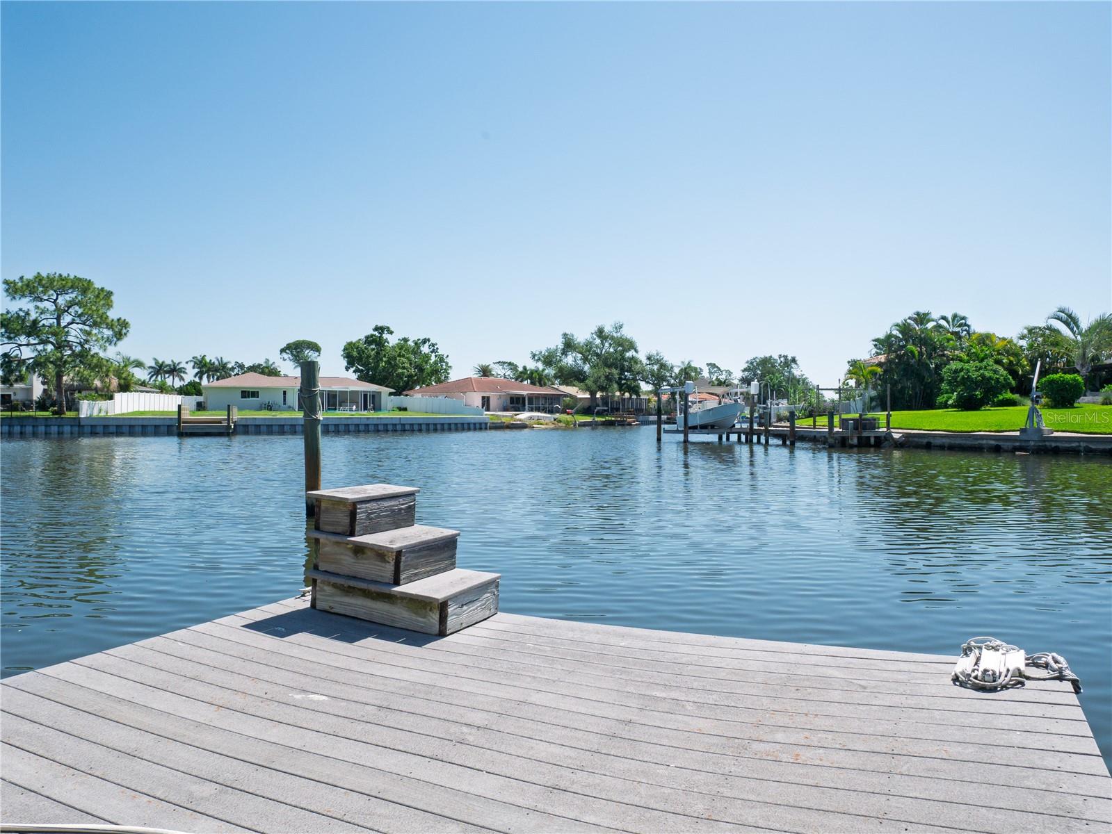 Dock