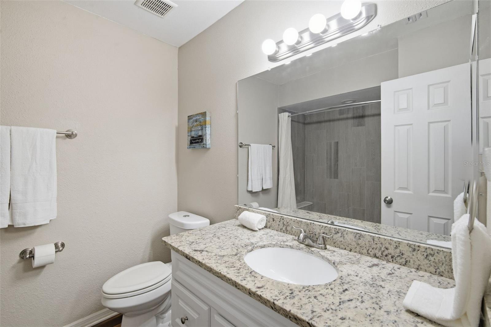 2nd Bathroom