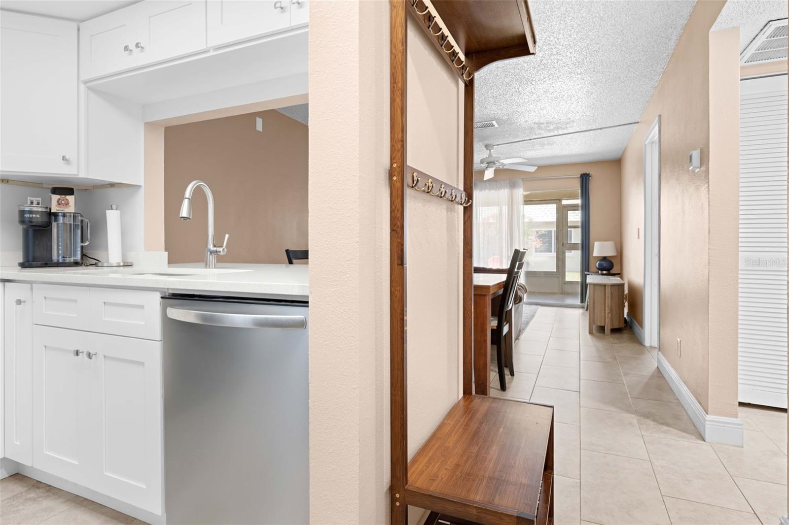 TB8509924