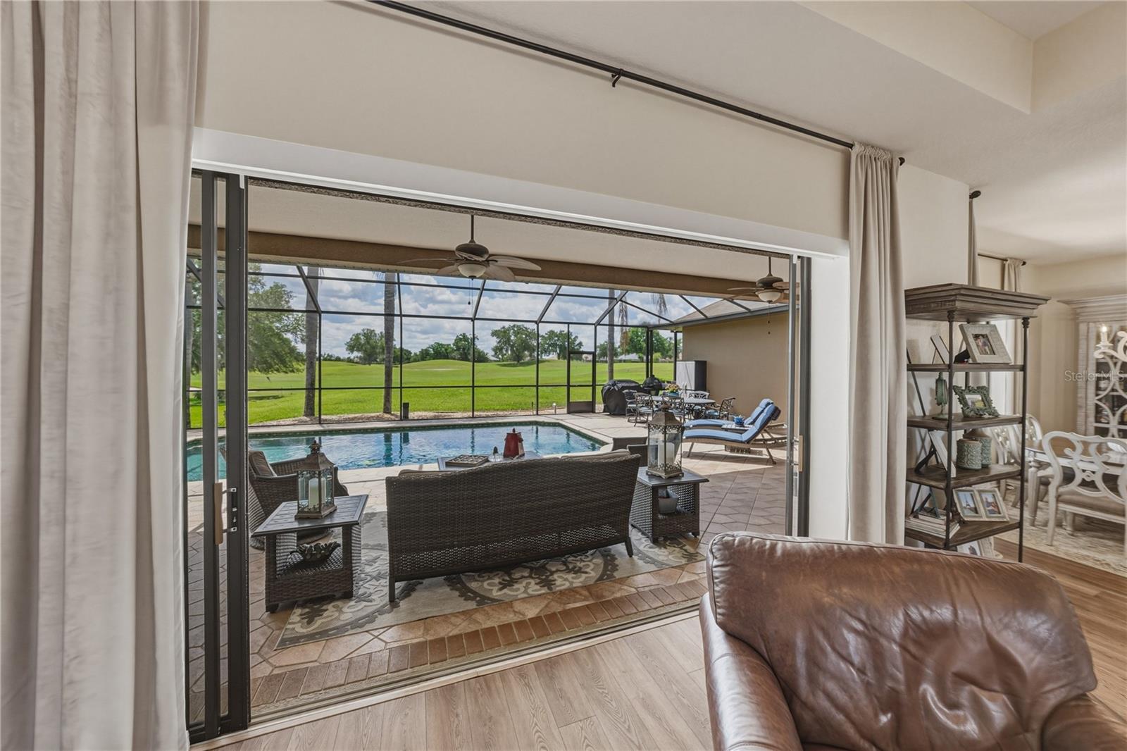 TB8509925