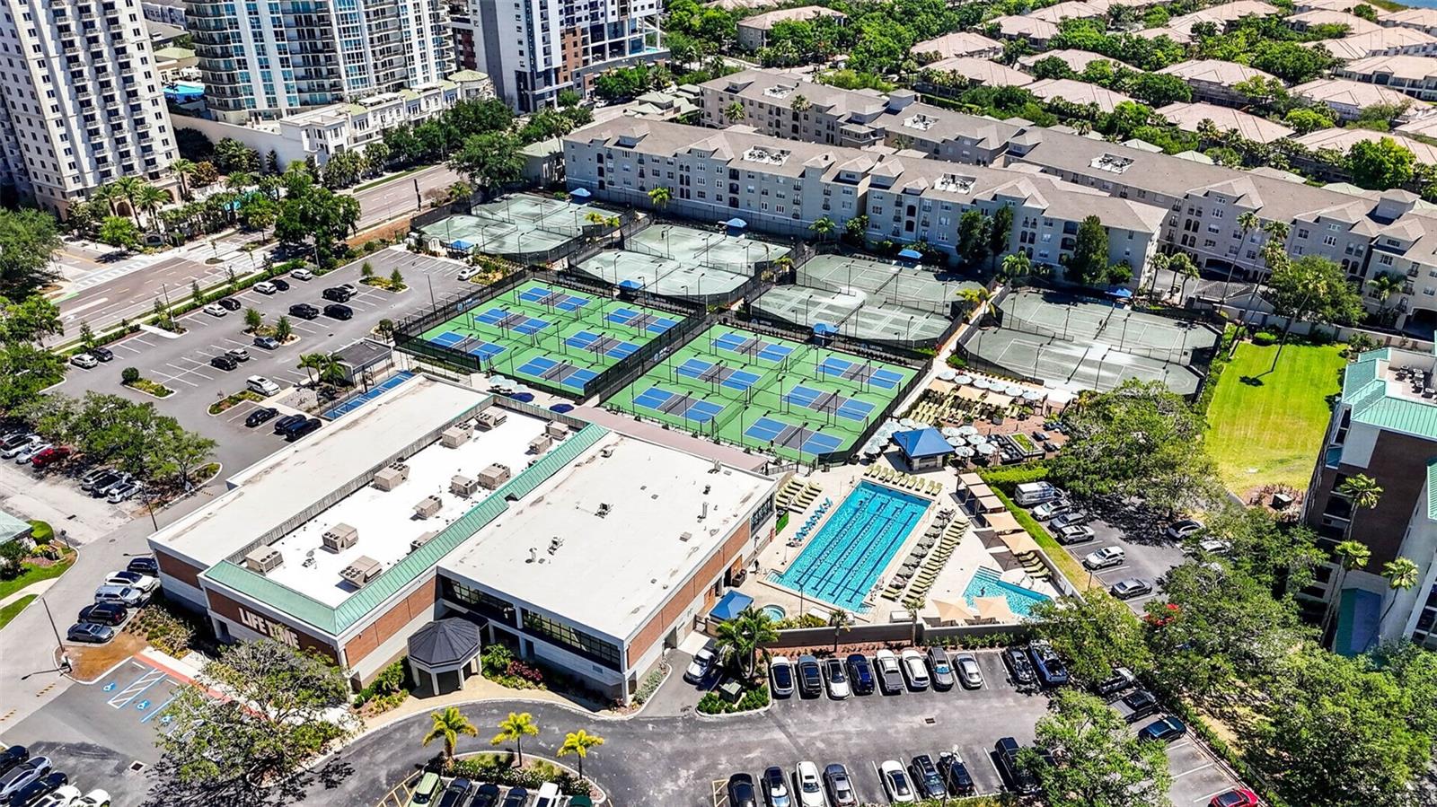LifeTime Fitness Center on Harbour Island