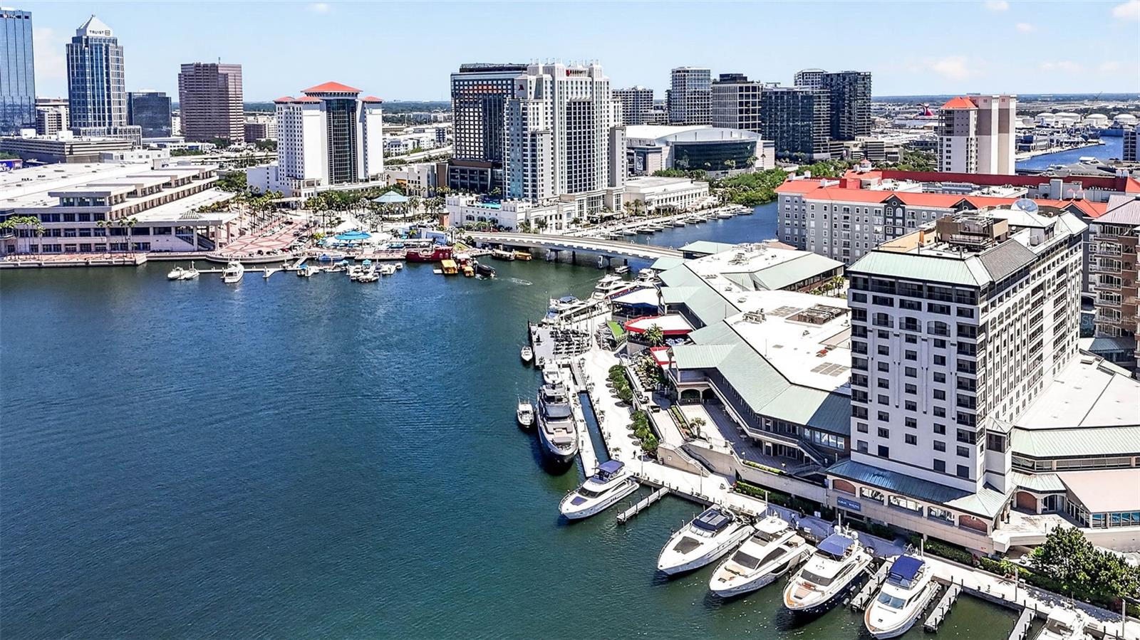 Harbour Island Restaurants