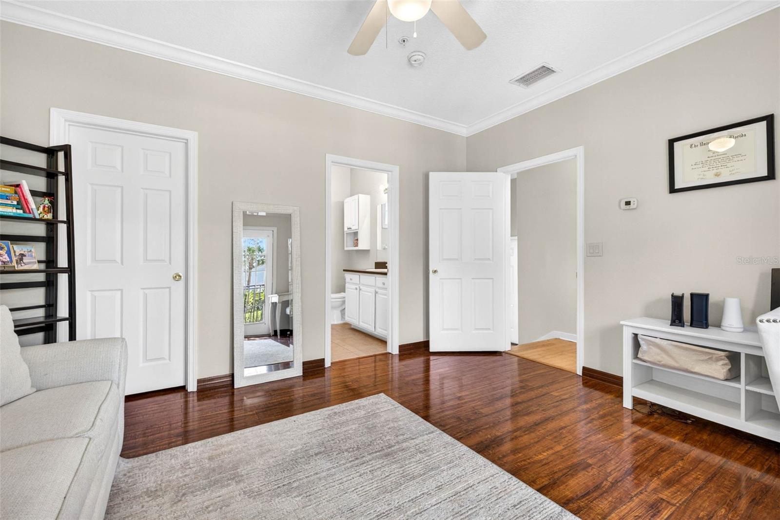 ownstairs Bedroom with EnSuite