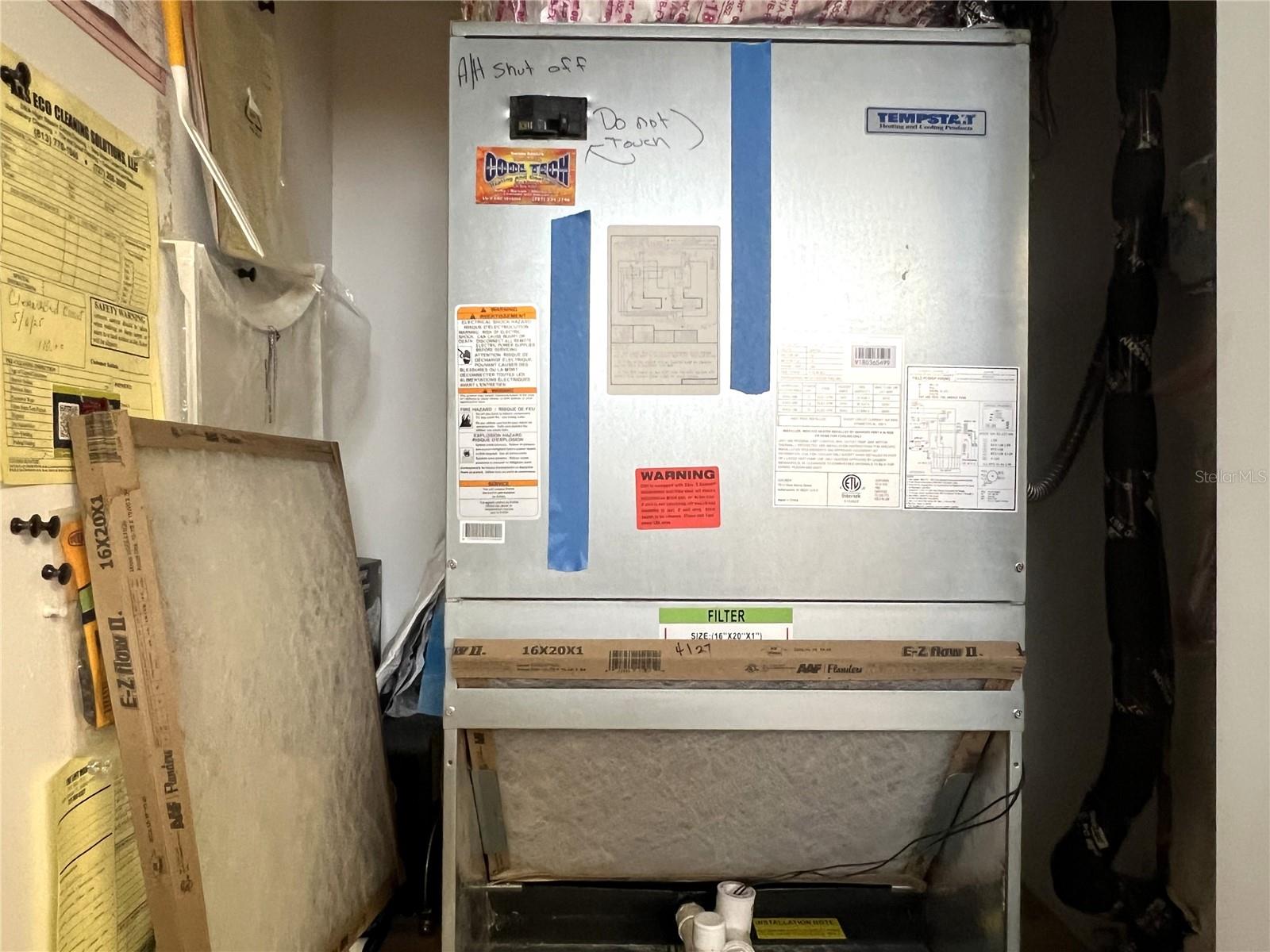 HVAC UNIT ABOUT 3 YRS OLD