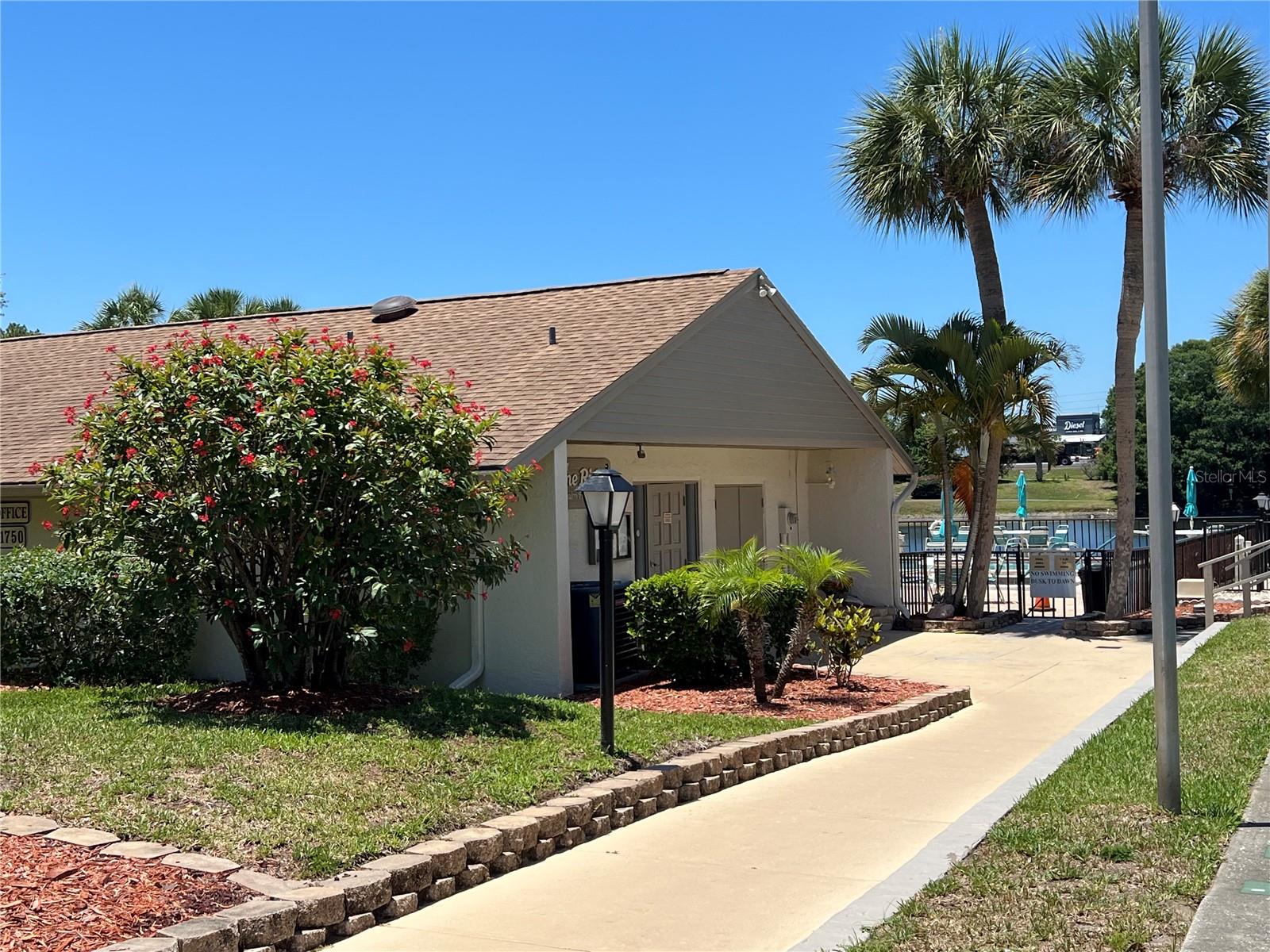 CLUBHOUSE