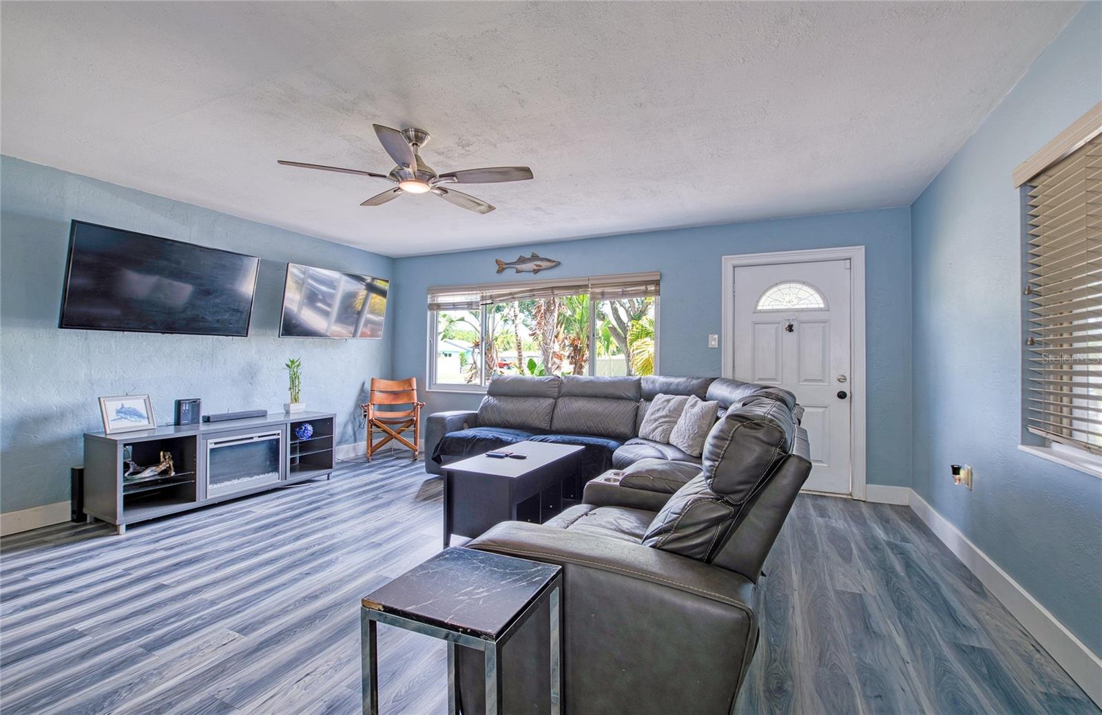 Spacious Living Area