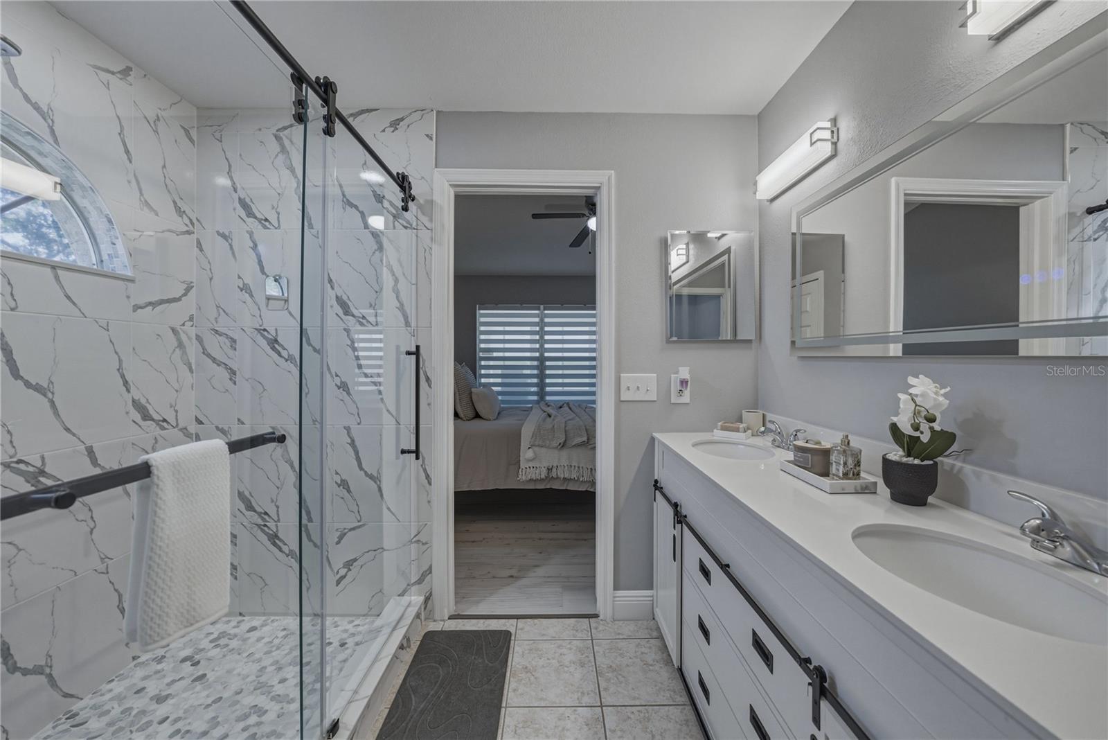 Primary Bath w/remodeled shower