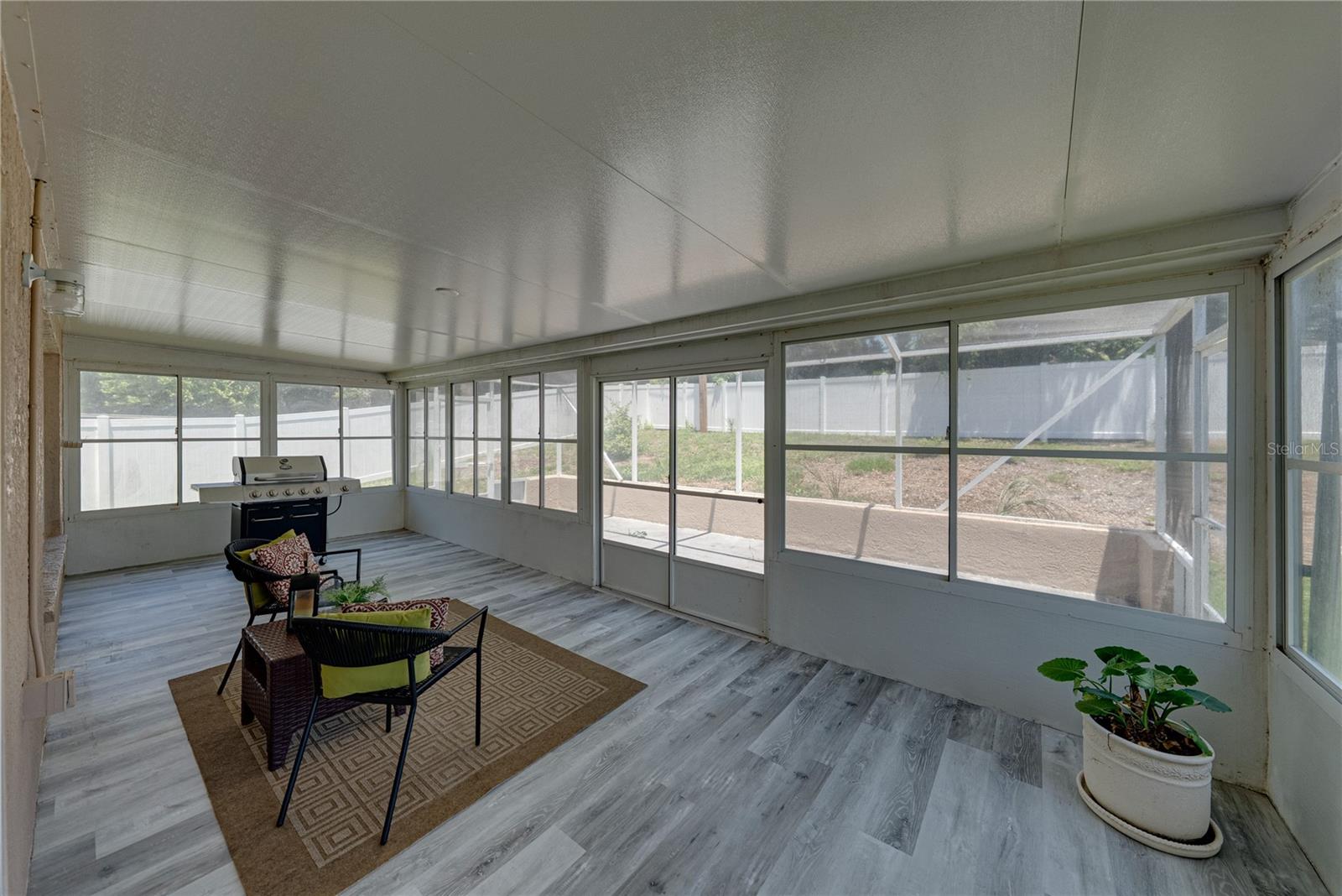 Covered Lanai/Florida Room