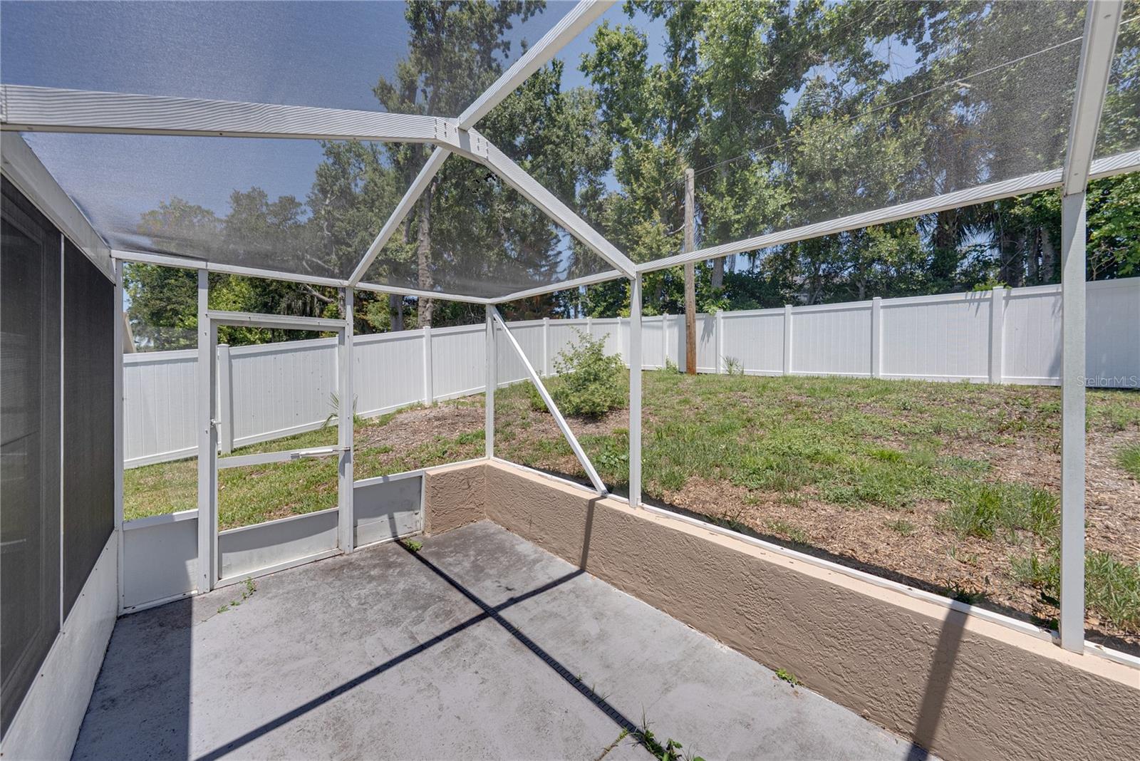 Birdcage Screened Patio