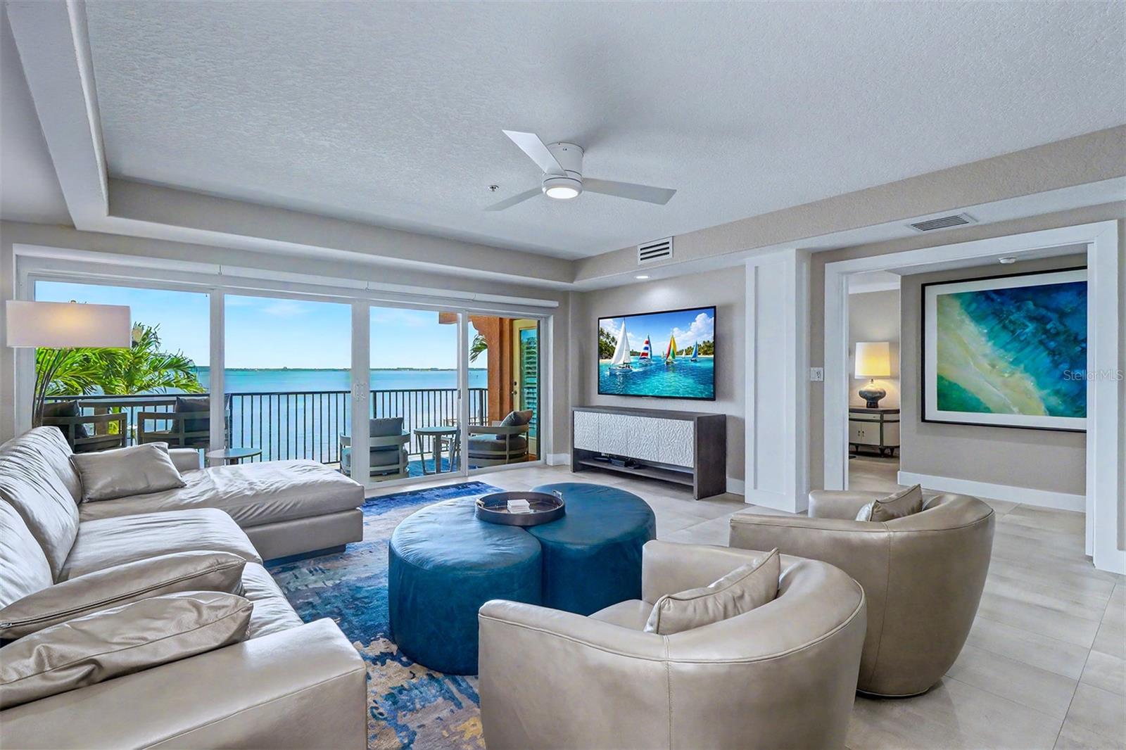 Living Area - Balcony