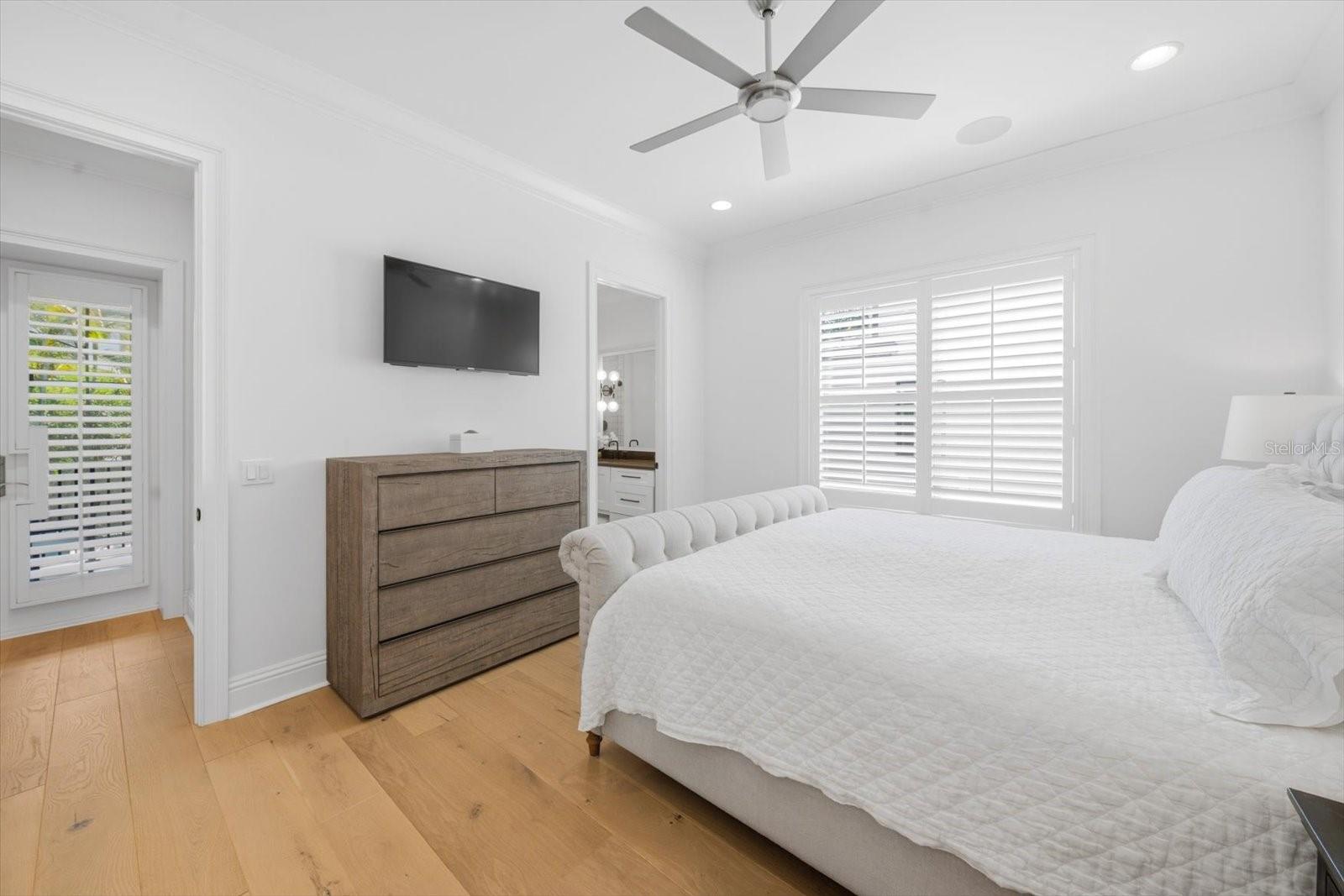 additional pictures of first floor bedroom