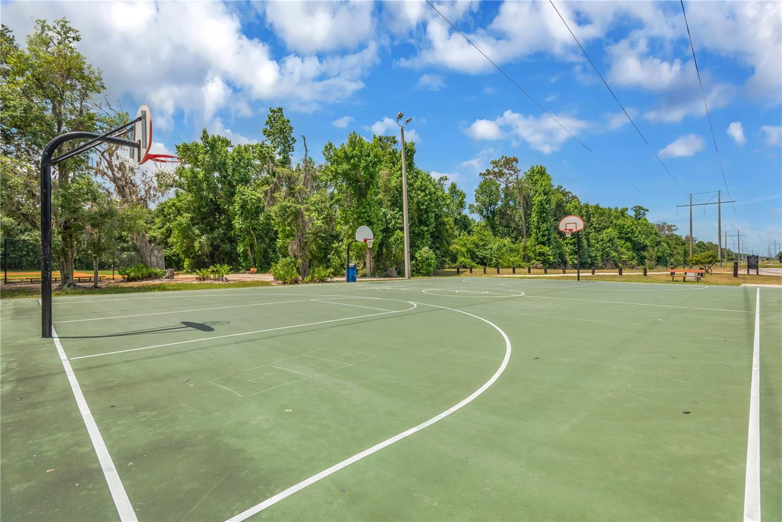 Hawks Park Baskeball Court