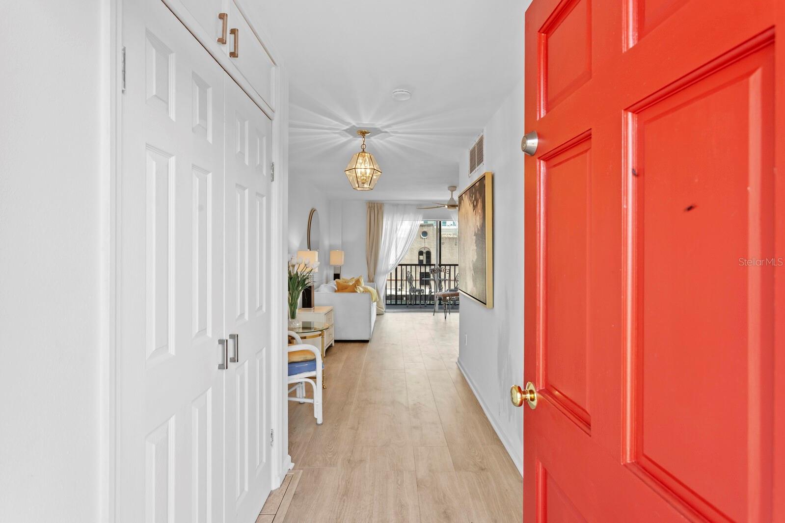 Red door good feng shui