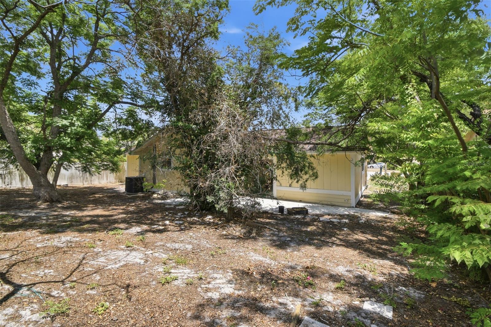 O6408960