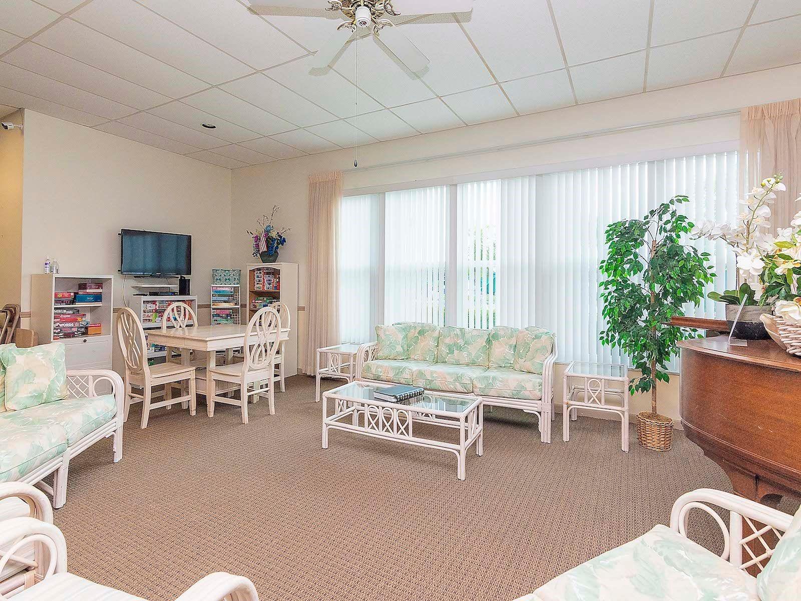TB8510038