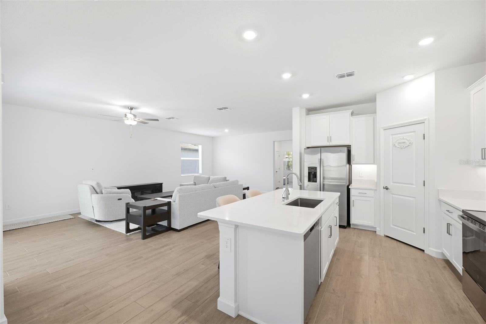 Kitchen/Living