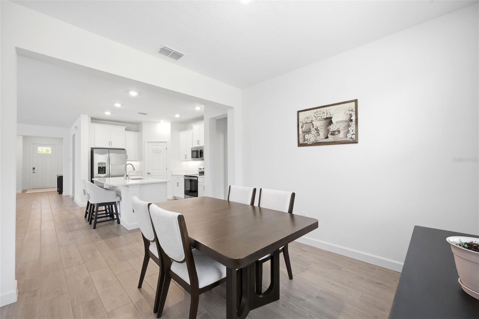 Dining/Kitchen