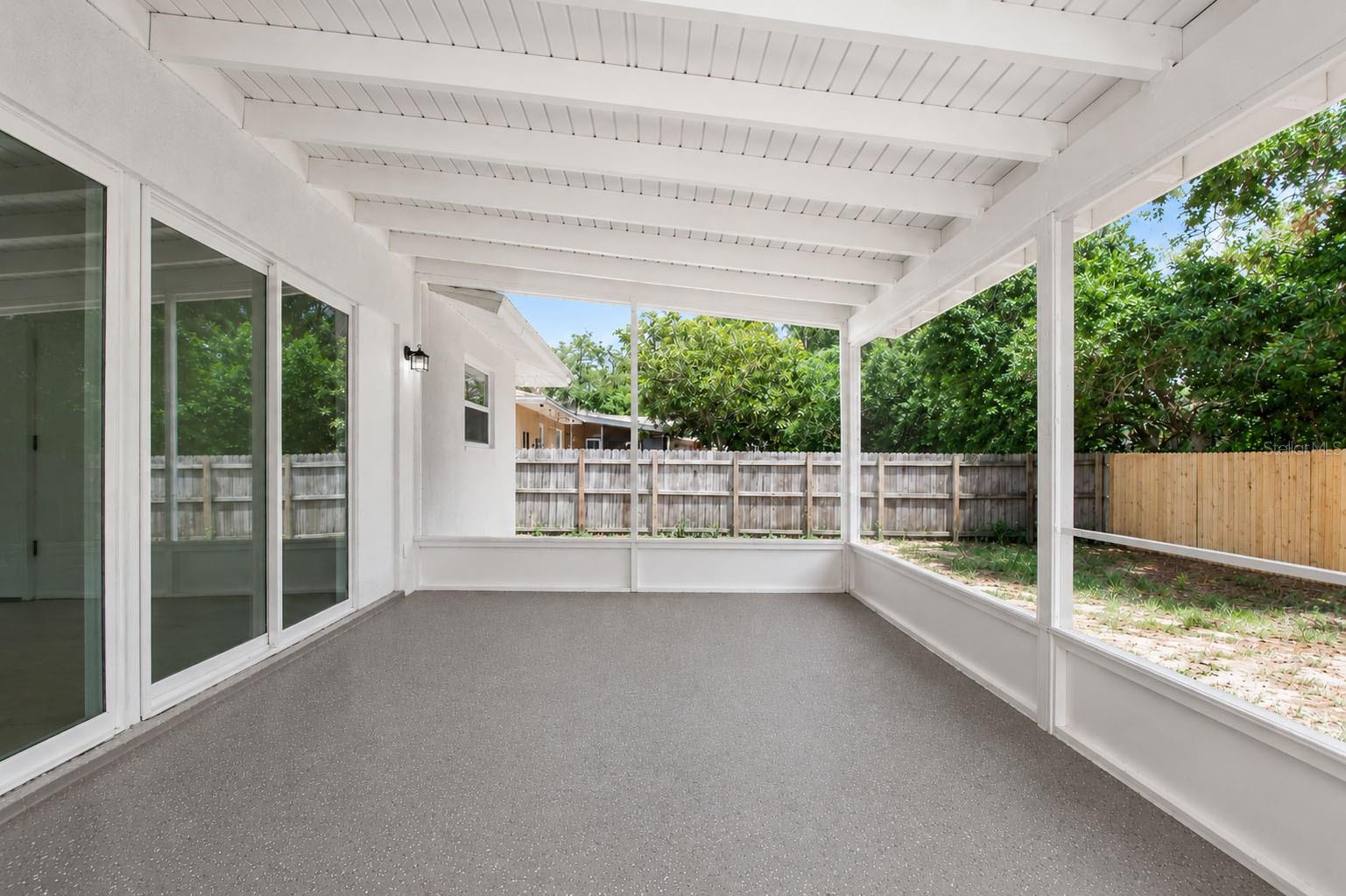 Large screened lanai