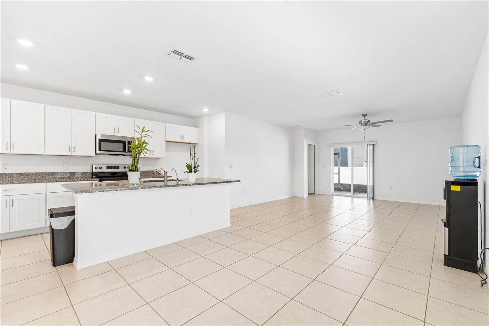 Kitchen/Dinning Areas