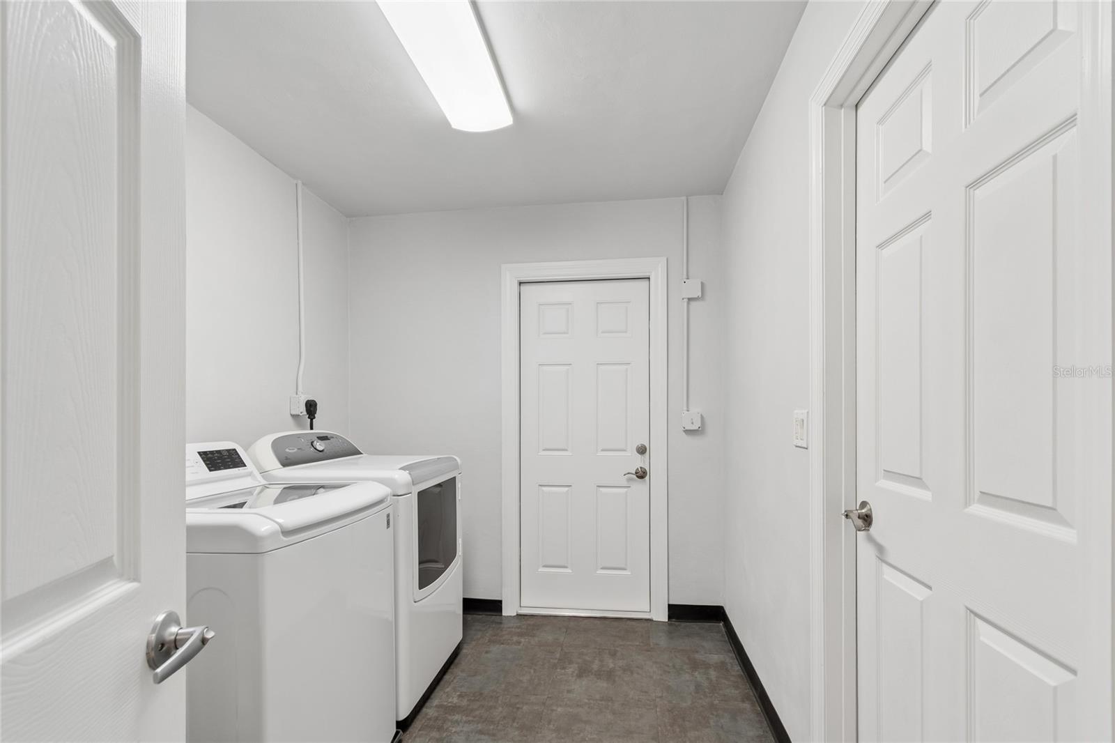 A/C Laundry Room
